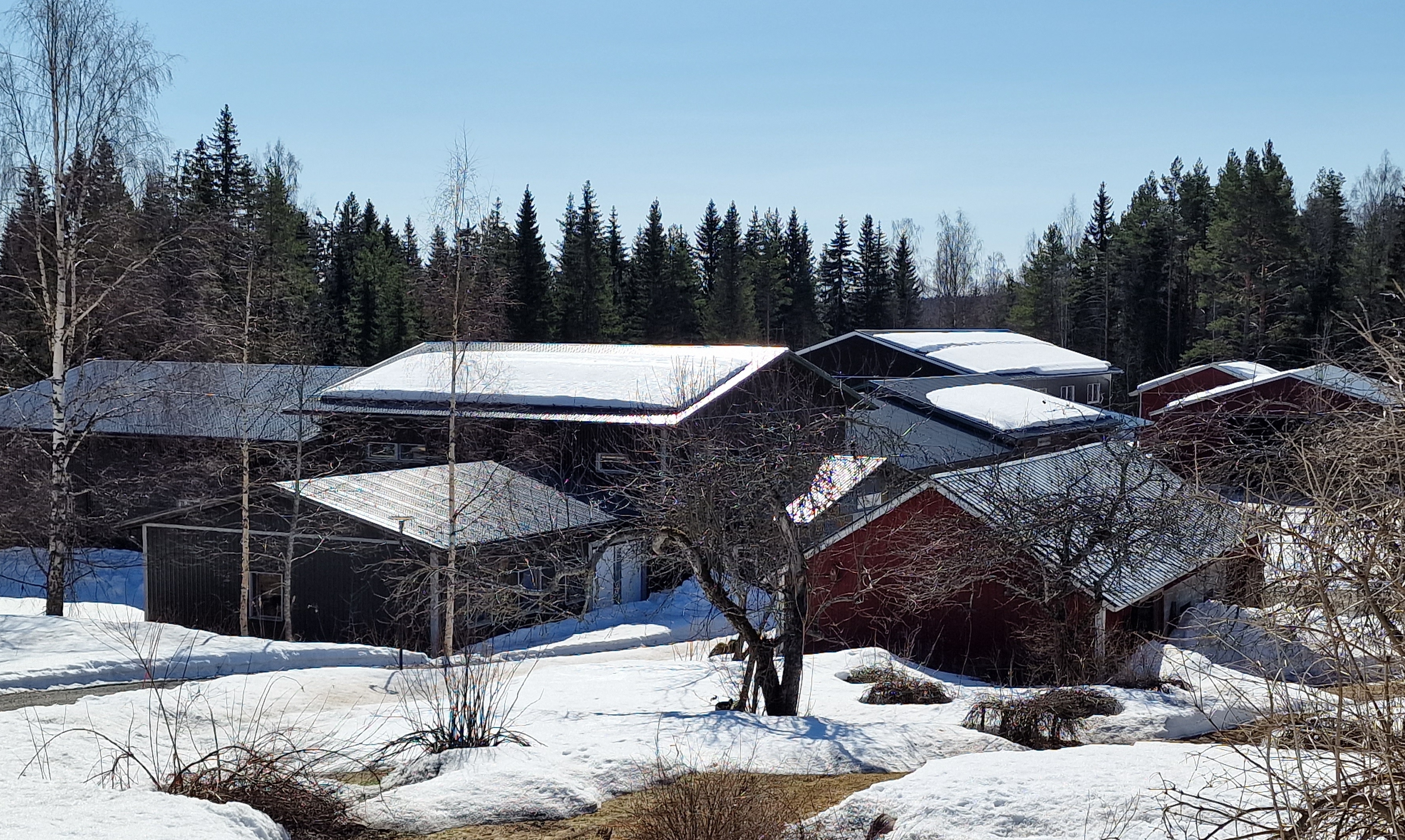 Metallisorvaamo Pitkäsen toimitilat Uuraisilla